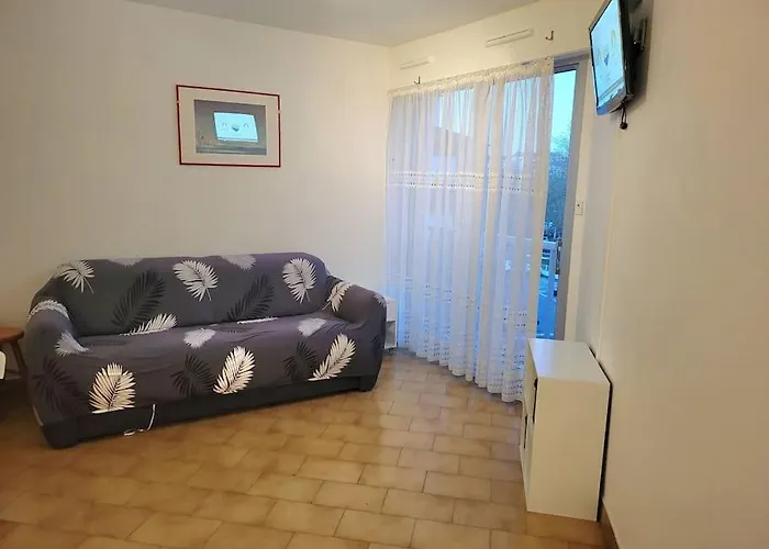 - Avec Piscine * Agde