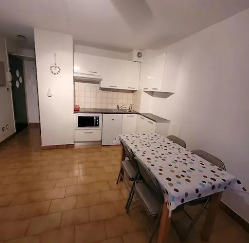 - Résidence Avec Piscine Agde